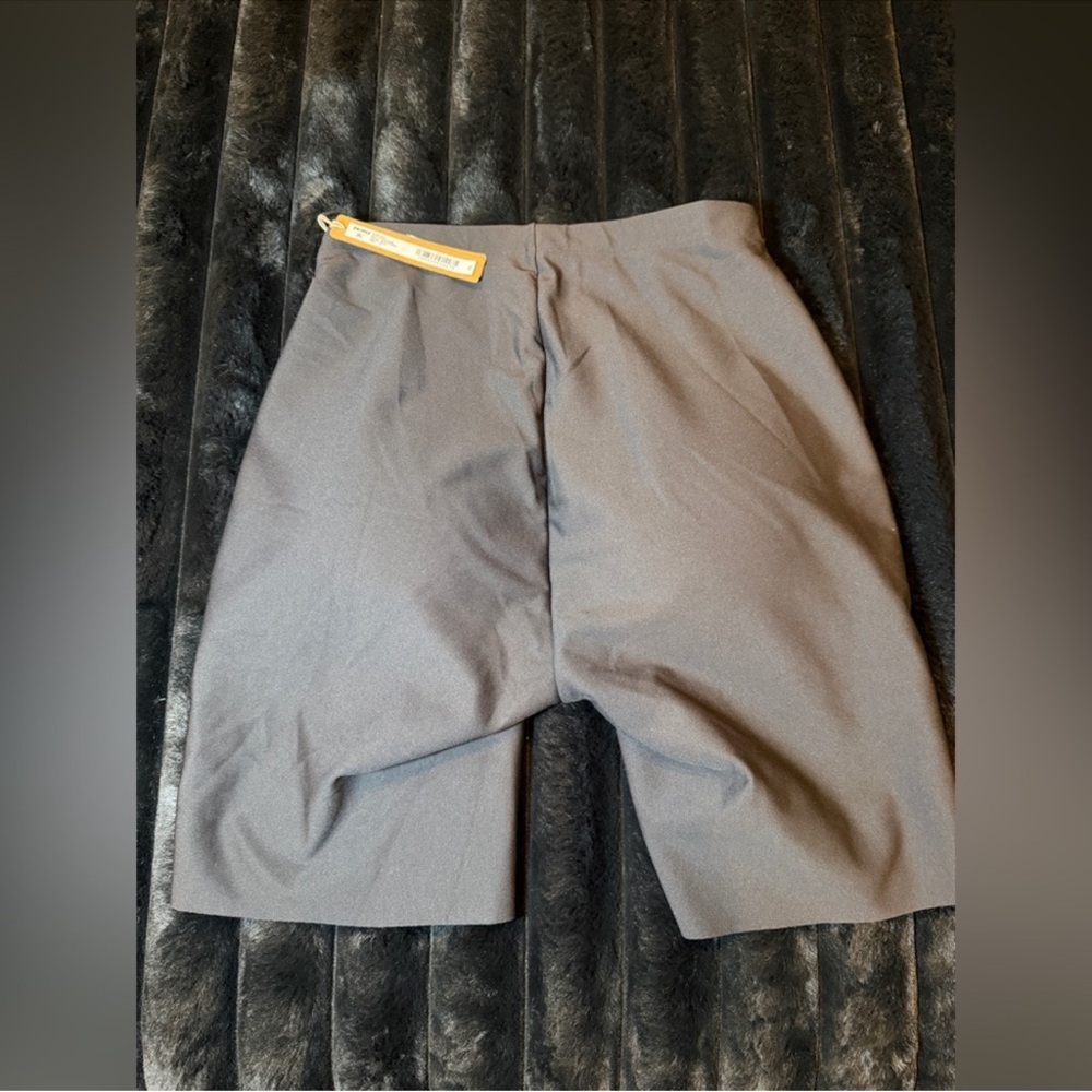SKIMS butt enhancing short